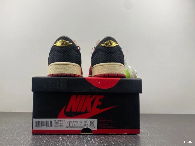 Boostmaster lin FN0432-017 OG Jordan x Air 1 Low Home Room Trophy 0821